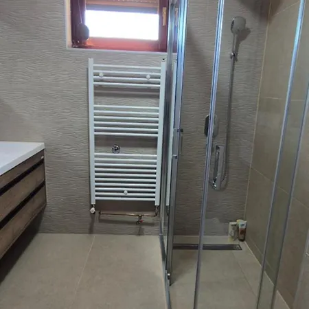 Stan Na Dan Teslic Centar 2 Apartment Exterior photo
