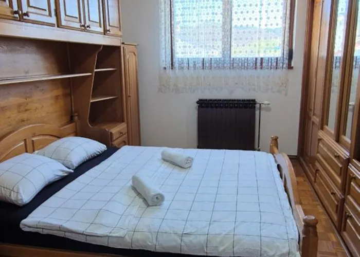 Stan Na Dan Teslic Centar 2